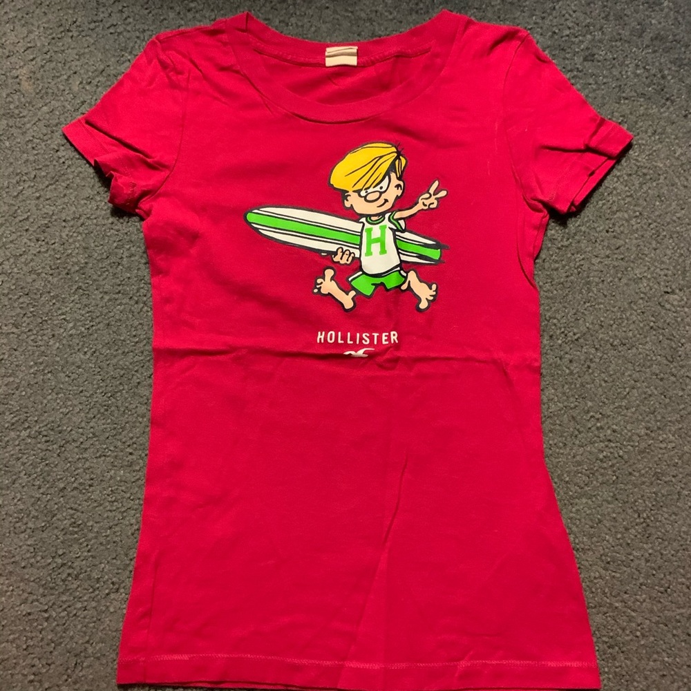 Hollister Graphic Tee